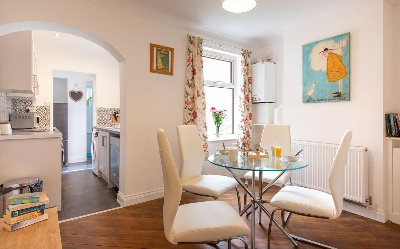 Bright 3 Bedroom Townhouse Near City Centre 诺里奇 外观 照片